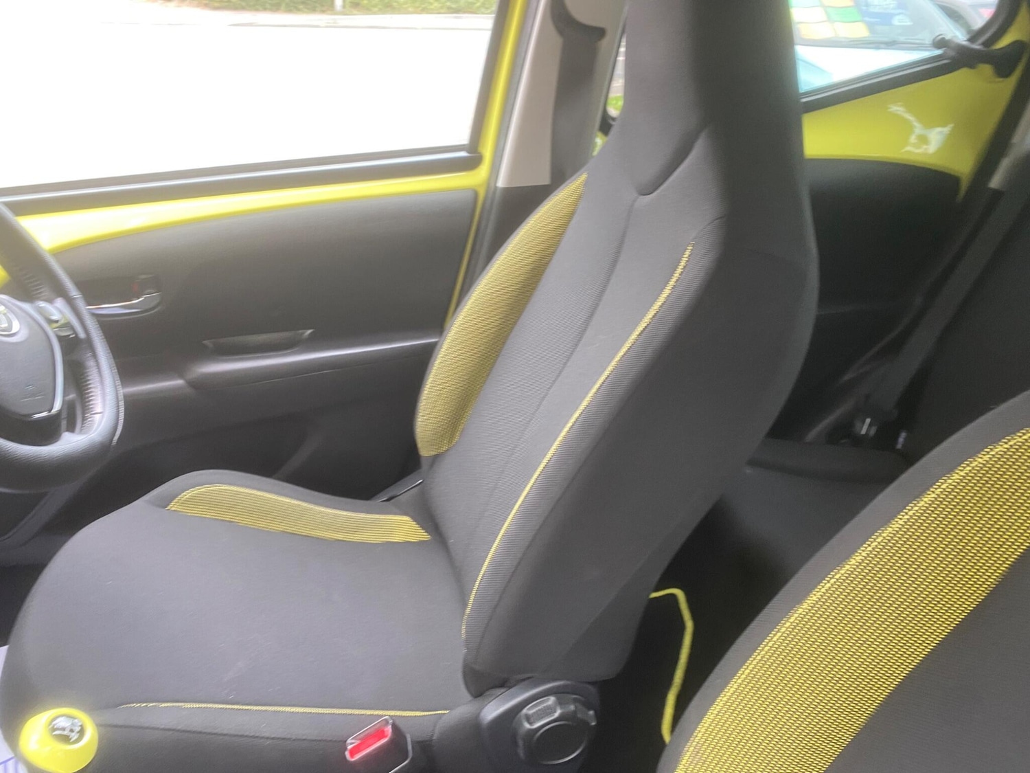 Used Toyota AYGO 2016 for sale - 76539610: Photo 18