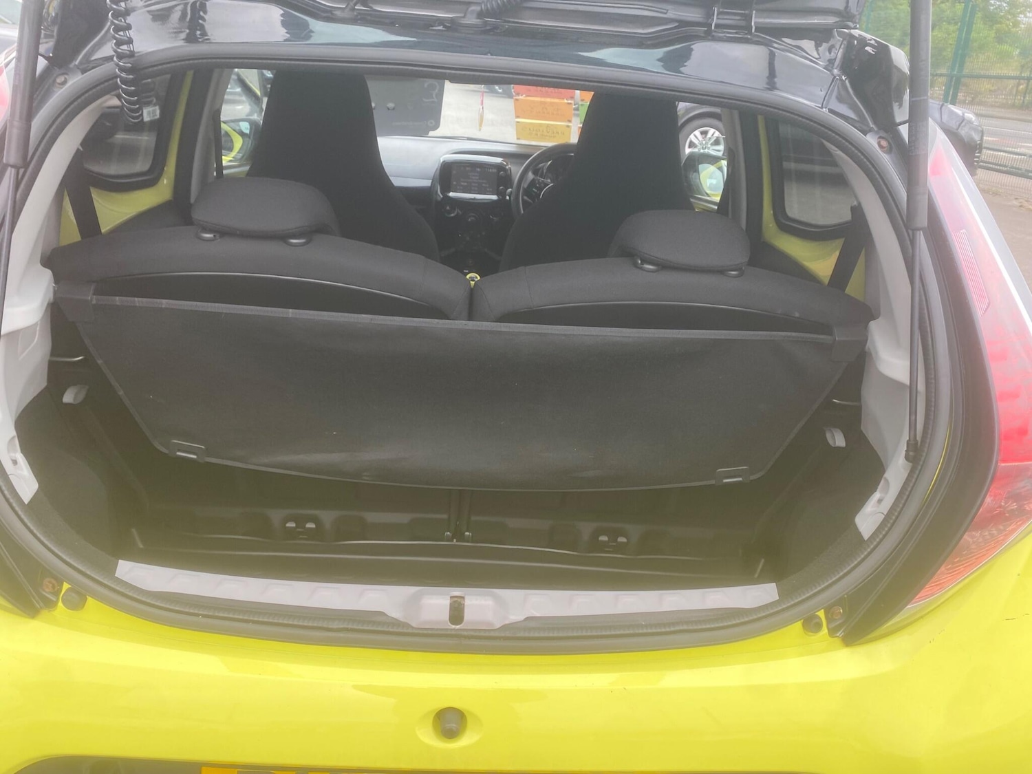 Used Toyota AYGO 2016 for sale - 76539610: Photo 35