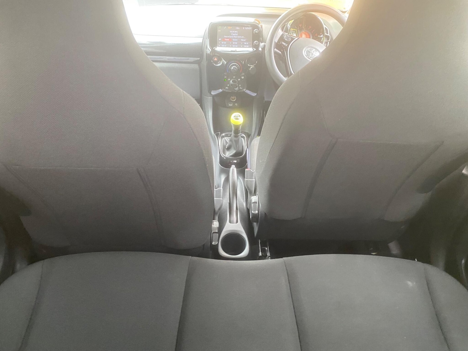 Used Toyota AYGO 2016 for sale - 76539610: Photo 37