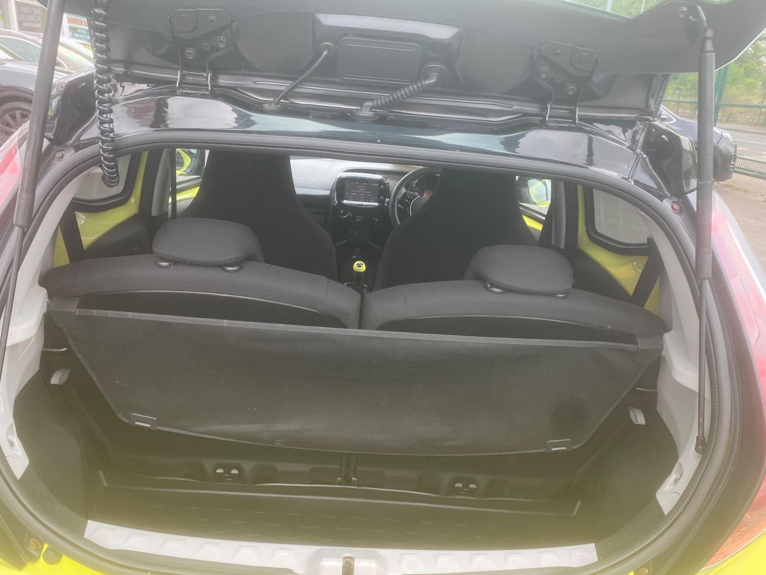 Used Toyota AYGO 2016 for sale - 76539610: Photo 38