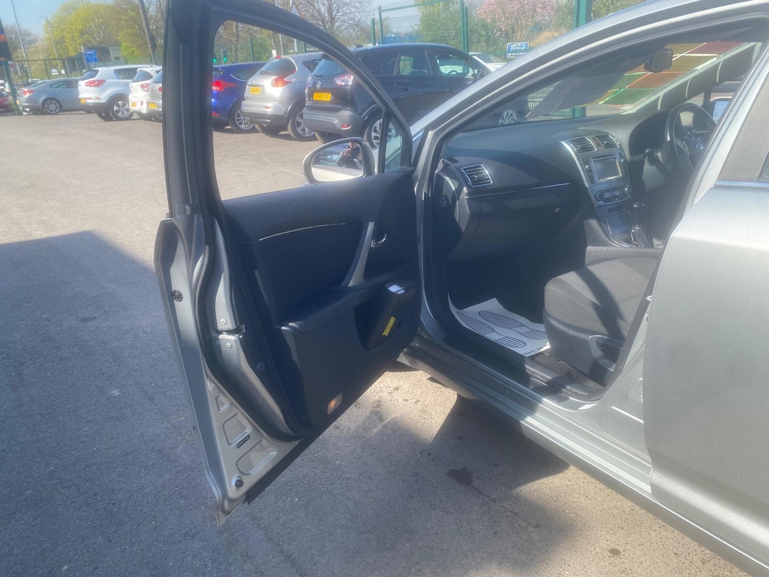 Used Toyota Avensis 2012 for sale - 76551006: Photo 29