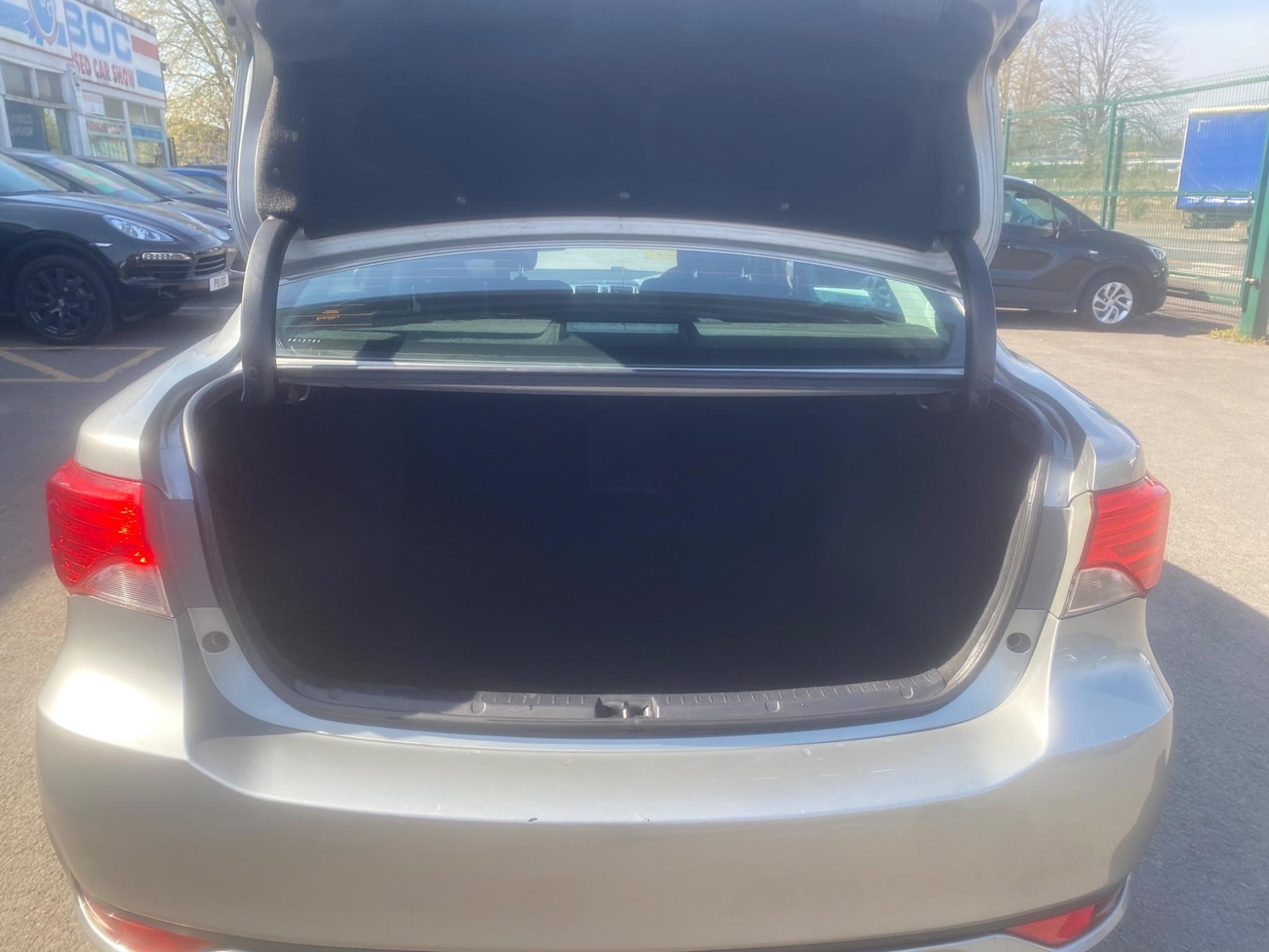 Used Toyota Avensis 2012 for sale - 76551006: Photo 44