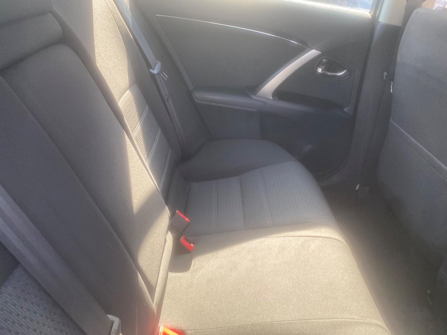 Used Toyota Avensis 2012 for sale - 76551006: Photo 48