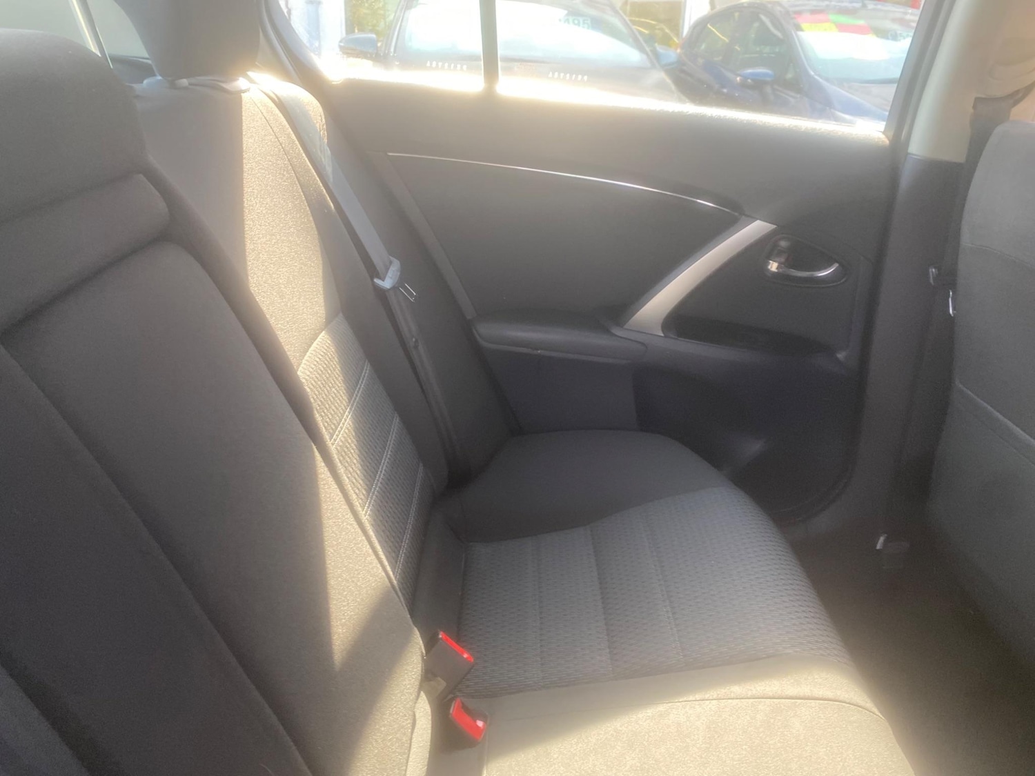 Used Toyota Avensis 2012 for sale - 76551006: Photo 49