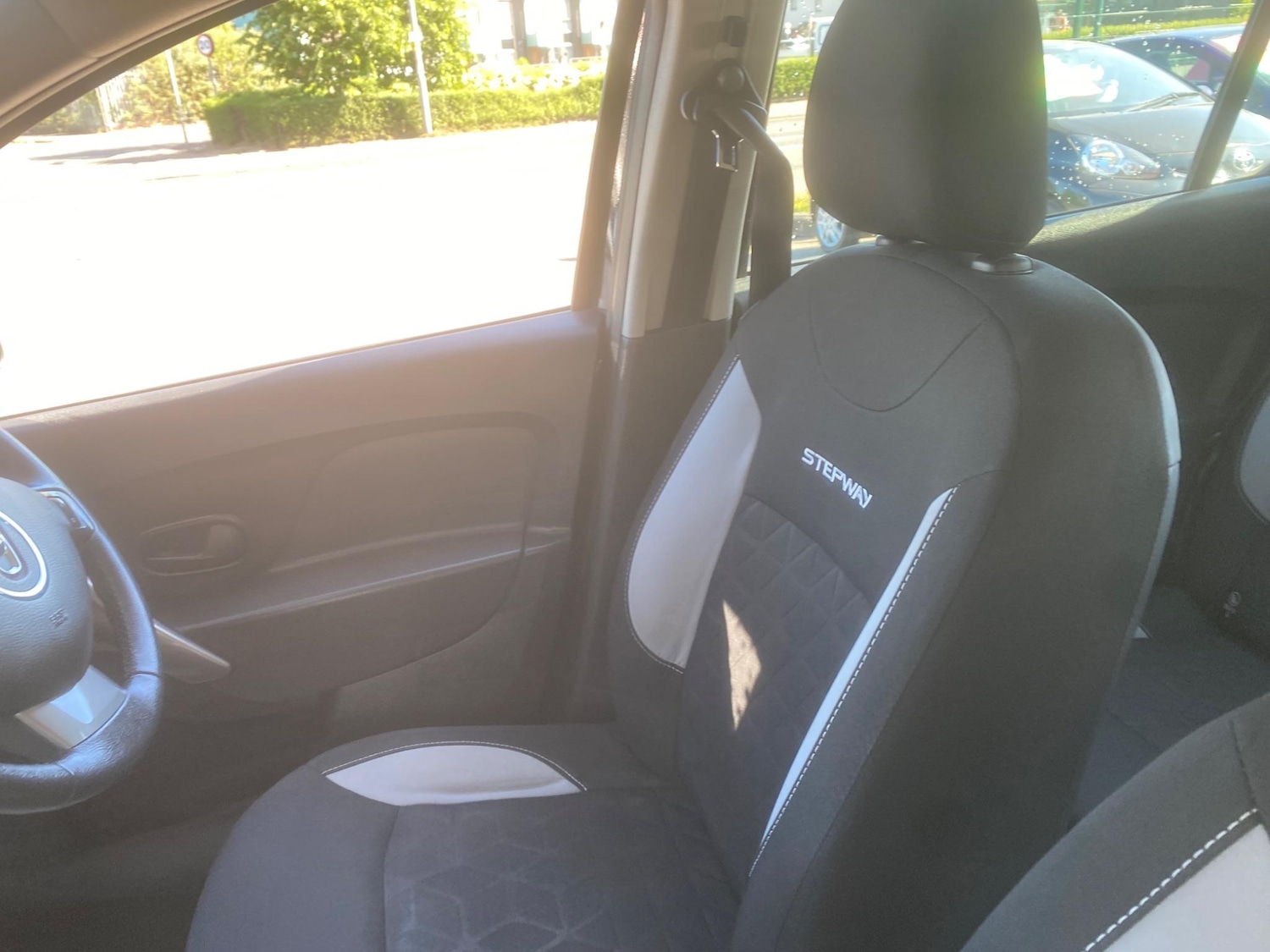 Used Dacia Sandero Stepway 2014 for sale - 76549560: Photo 27