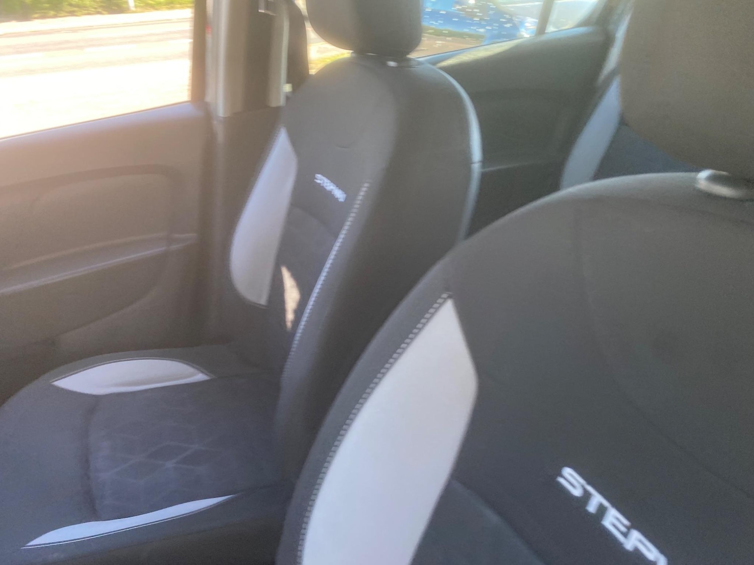 Used Dacia Sandero Stepway 2014 for sale - 76549560: Photo 29