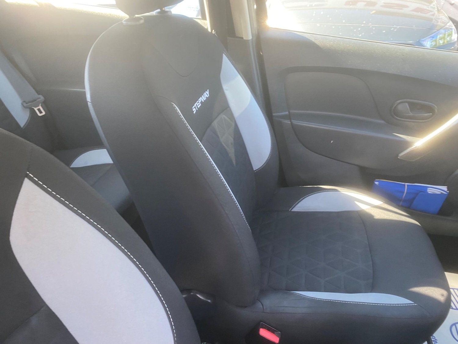 Used Dacia Sandero Stepway 2014 for sale - 76549560: Photo 75