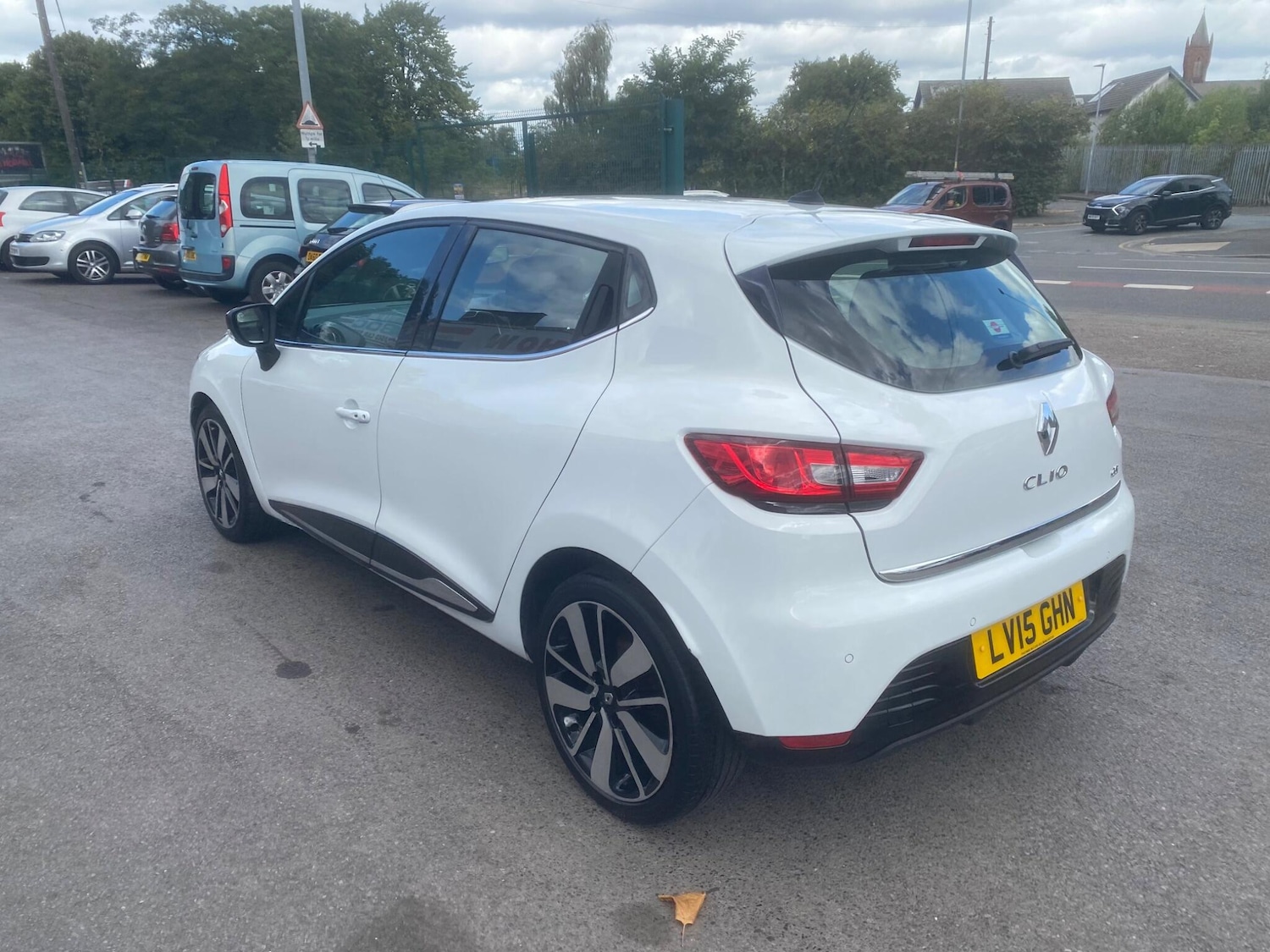 Used Renault Clio for sale - 76551139: Photo 31