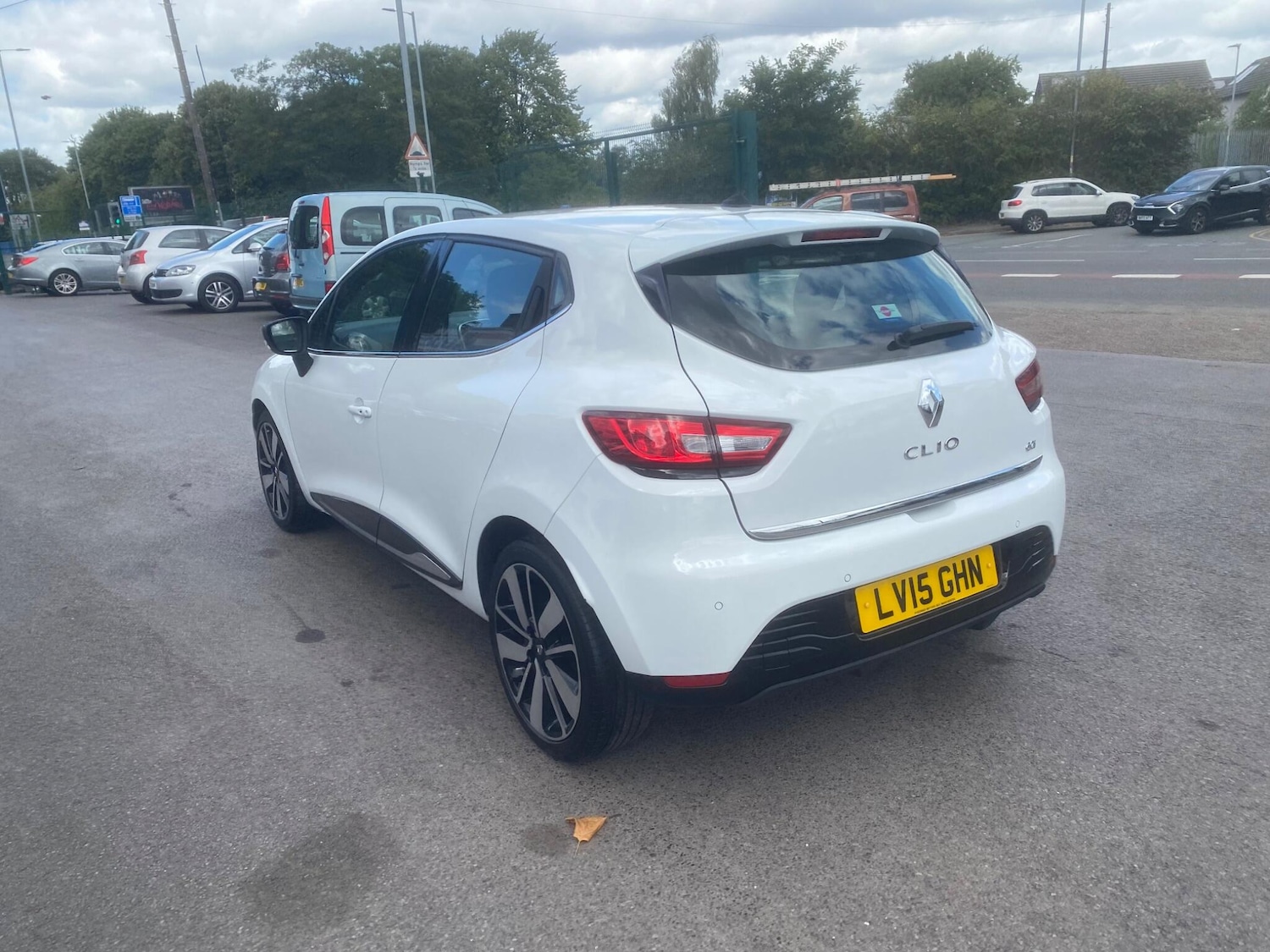 Used Renault Clio for sale - 76551139: Photo 35