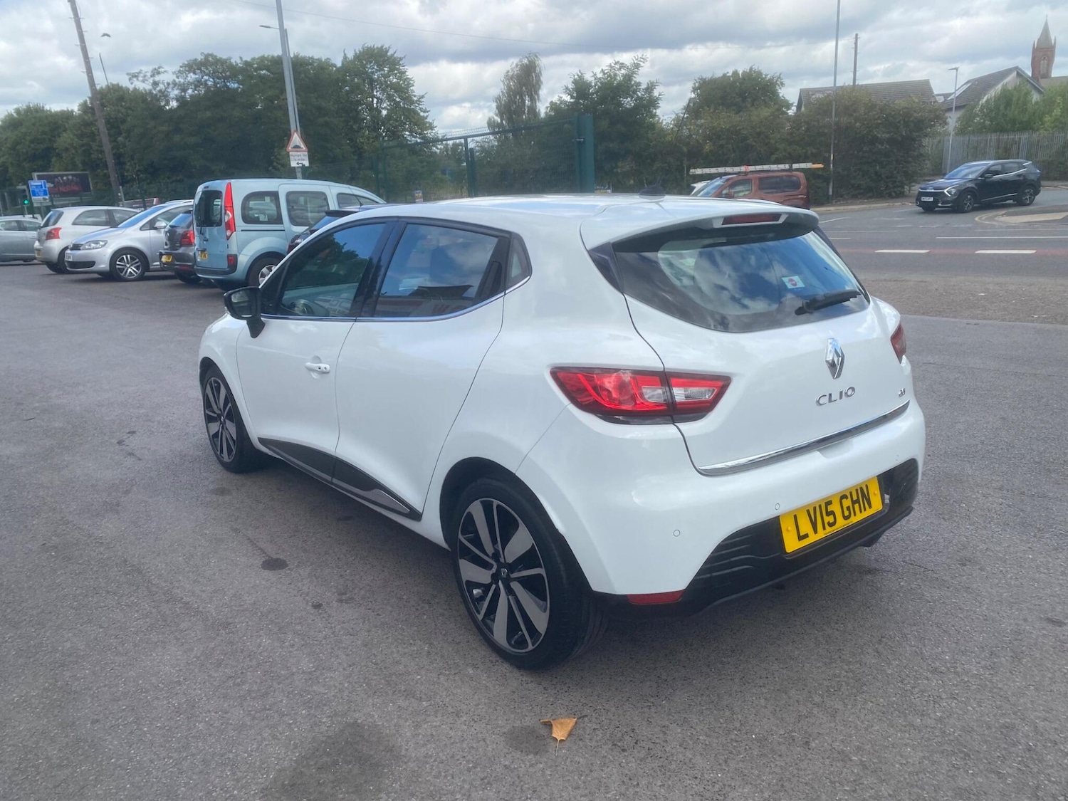 Used Renault Clio for sale - 76551139: Photo 36