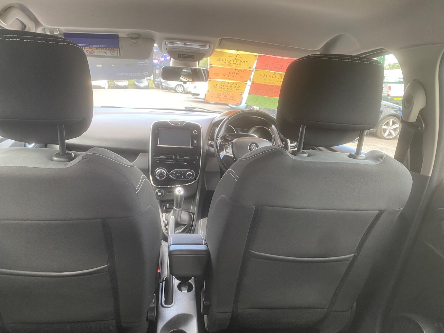 Used Renault Clio for sale - 76551139: Photo 40