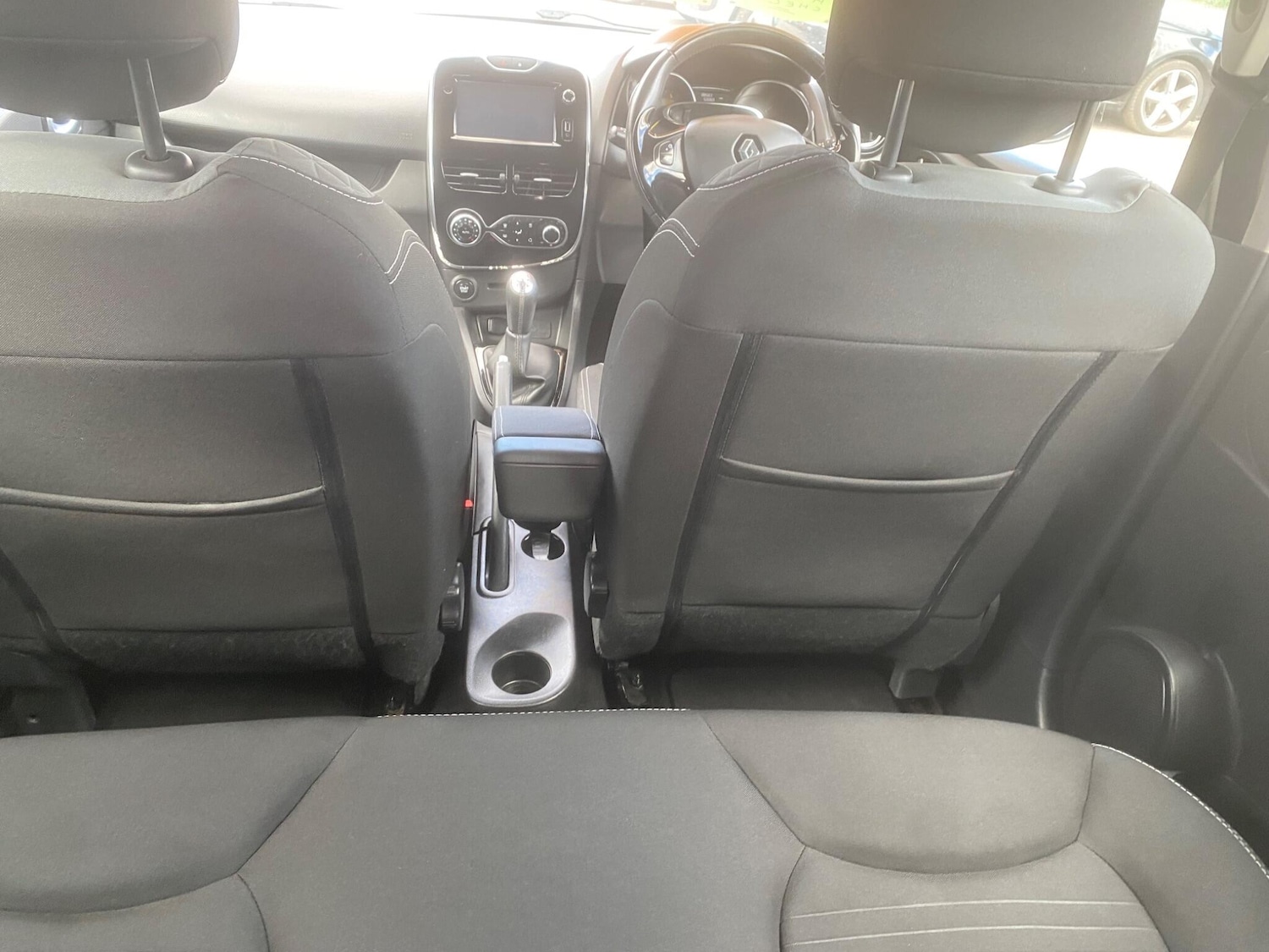 Used Renault Clio for sale - 76551139: Photo 41