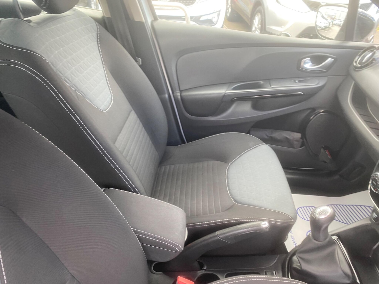 Used Renault Clio for sale - 76551139: Photo 60