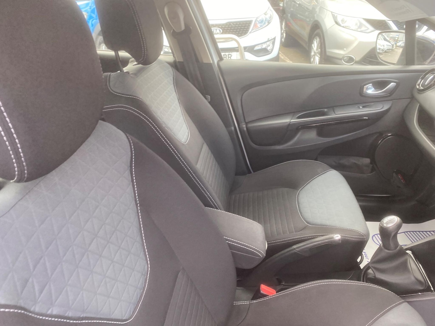 Used Renault Clio for sale - 76551139: Photo 63