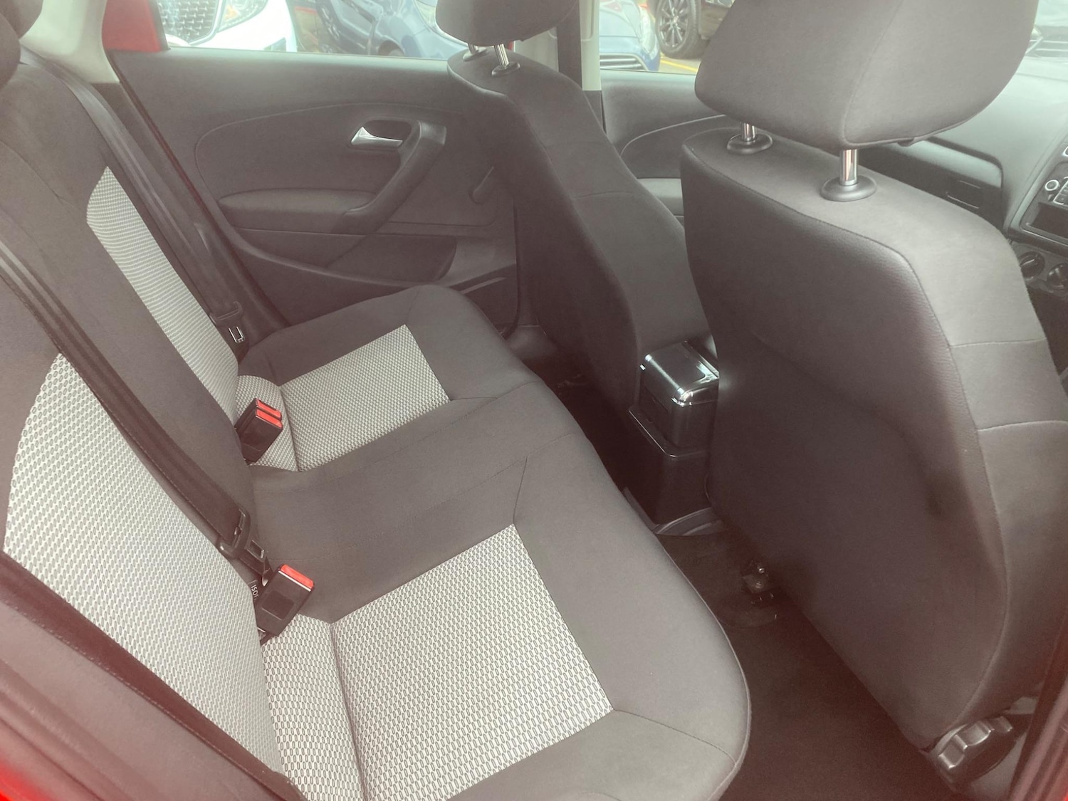 Used Volkswagen Polo 2010 for sale - 76987768: Photo 45