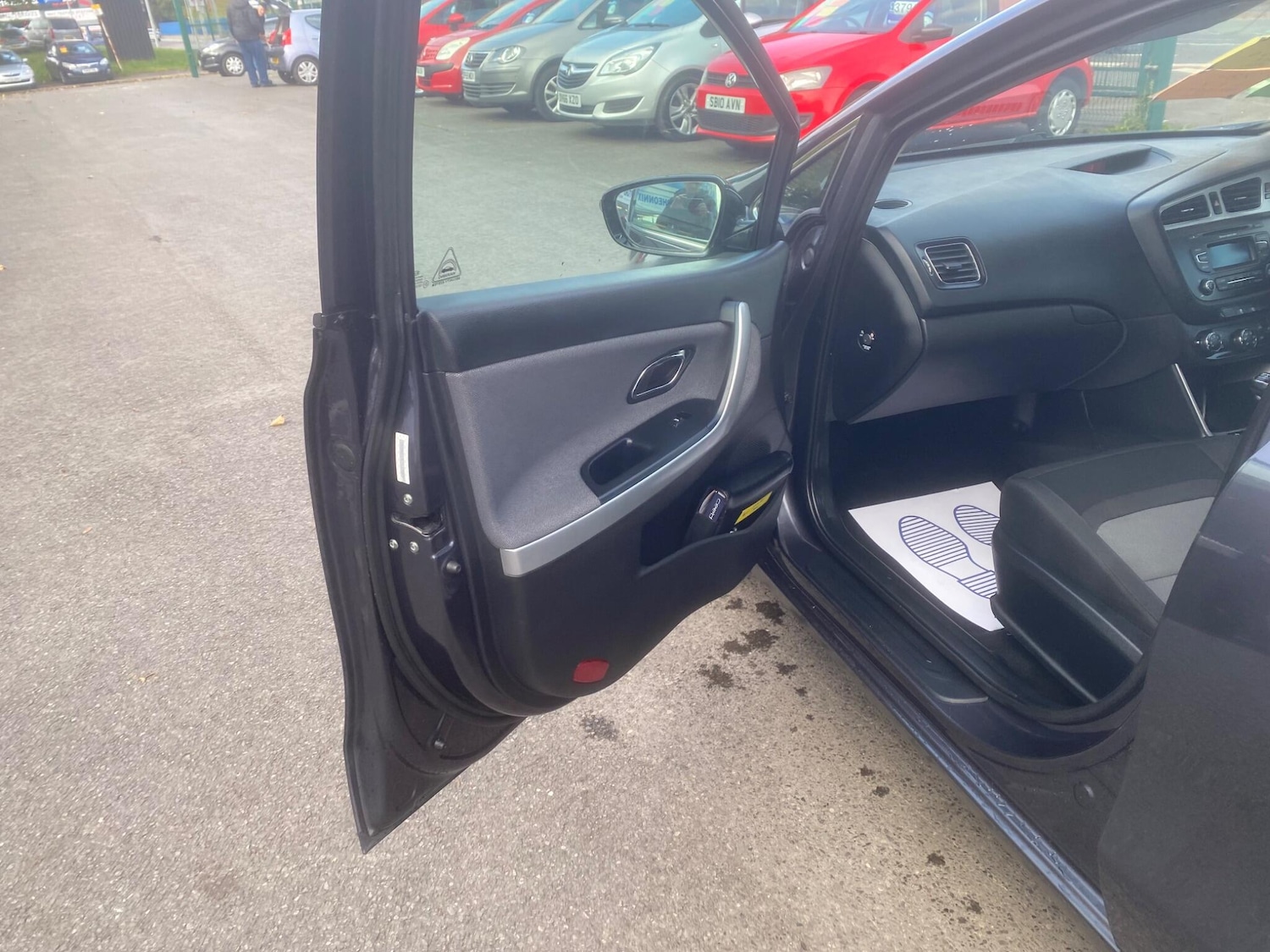 Used Kia Ceed for sale - 76550635: Photo 25