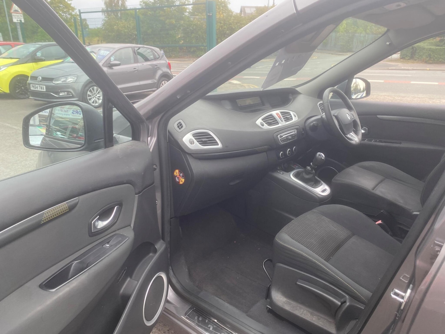 Used Renault Scenic 2009 for sale - 76549669: Photo 21