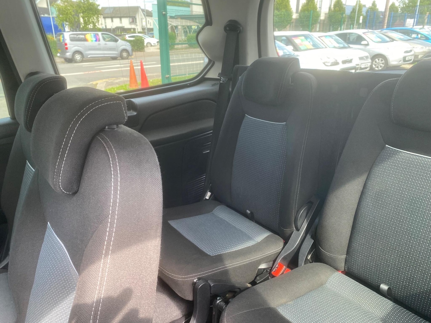 Used Ford Galaxy for sale - 76551148: Photo 31