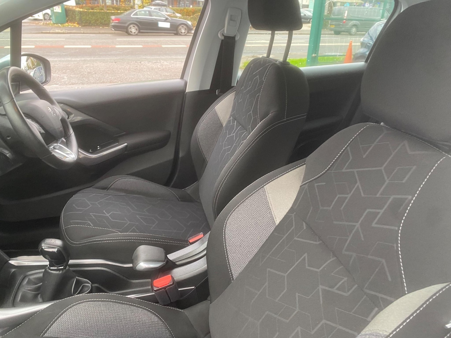 Used Peugeot 2008 2016 for sale - 76549279: Photo 23