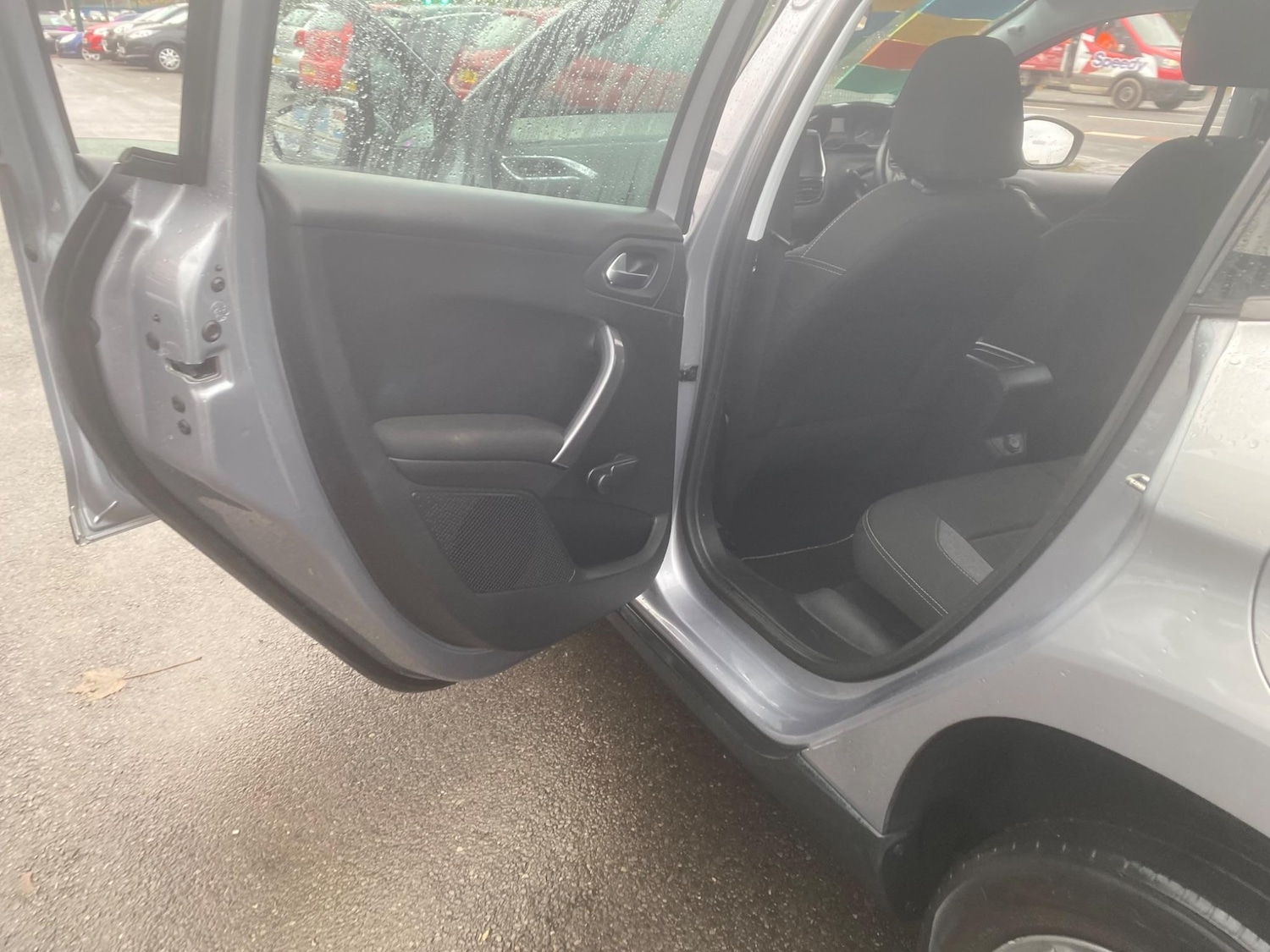 Used Peugeot 2008 2016 for sale - 76549279: Photo 30