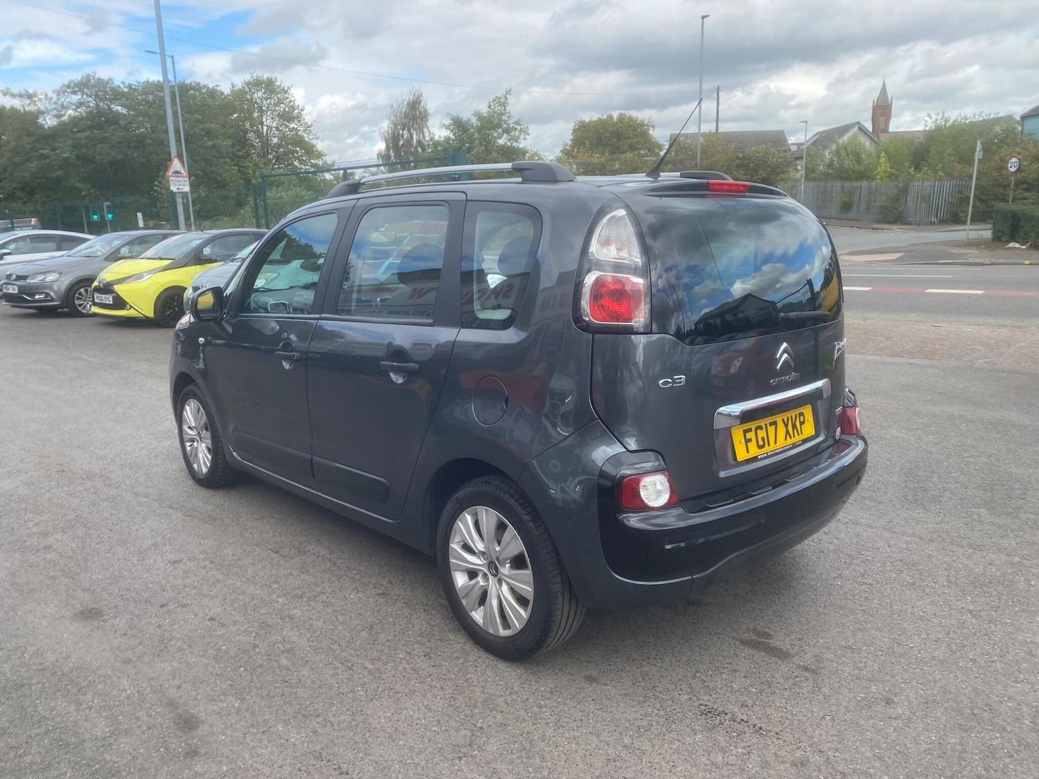 Used Citroen C3 Picasso 2017 for sale - 76991140: Photo 33