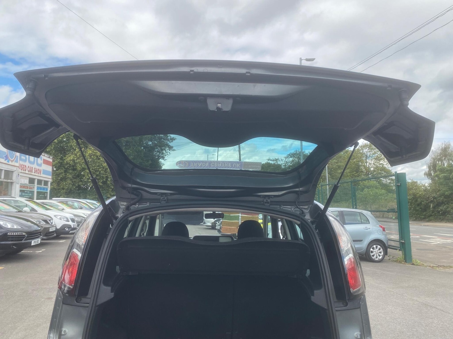 Used Citroen C3 Picasso 2017 for sale - 76991140: Photo 38