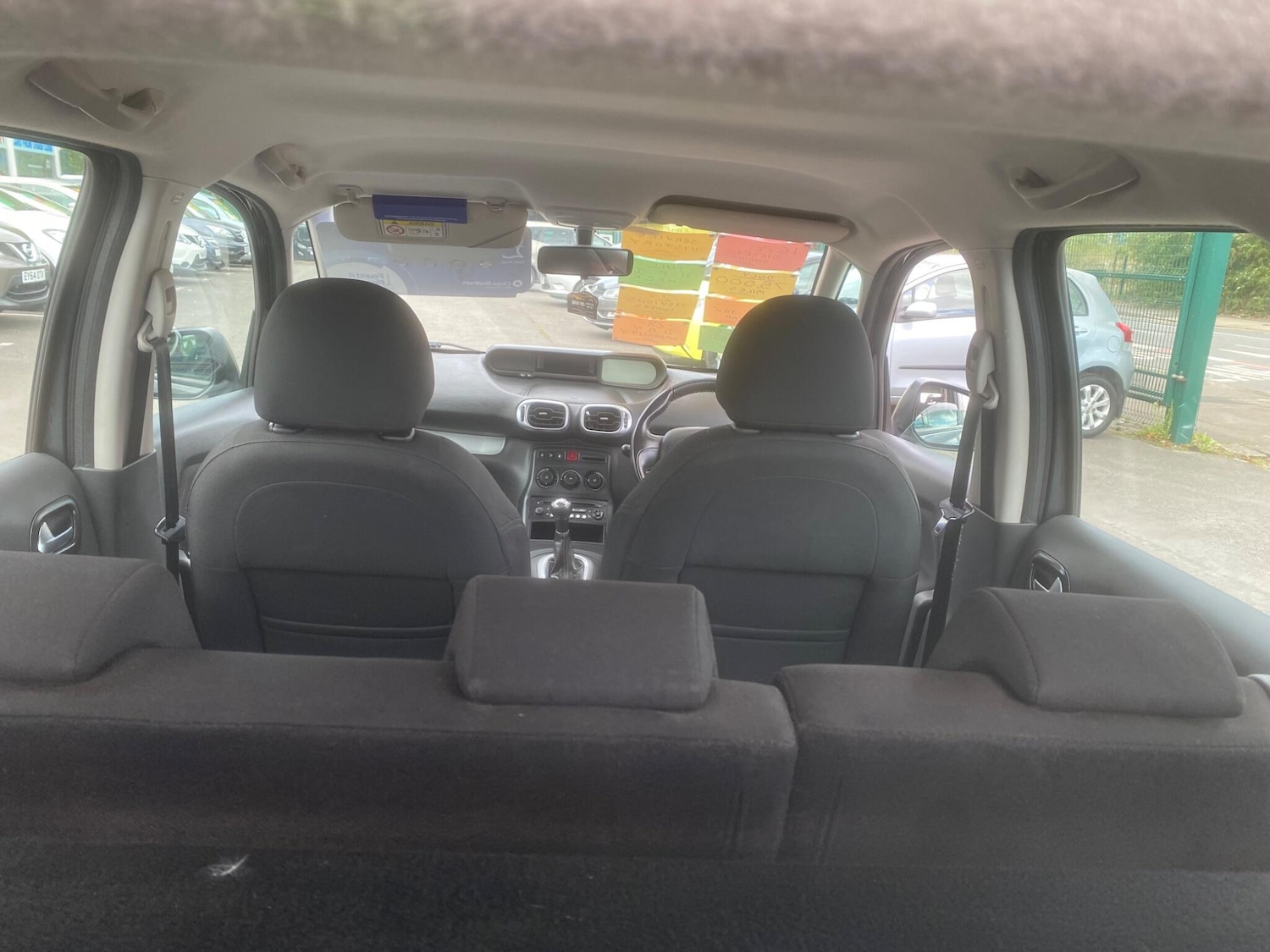 Used Citroen C3 Picasso 2017 for sale - 76991140: Photo 44