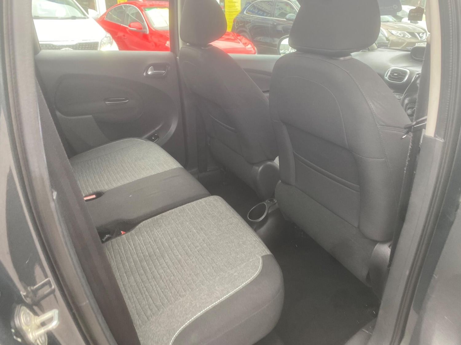 Used Citroen C3 Picasso 2017 for sale - 76991140: Photo 50