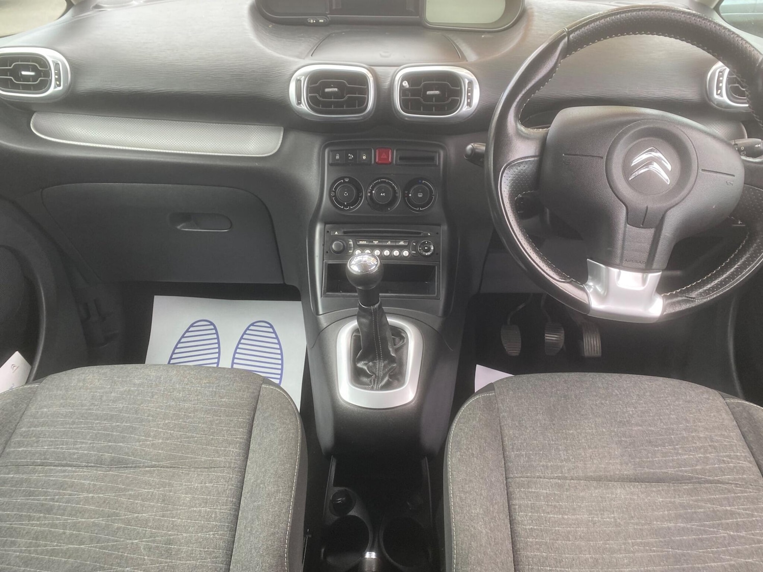 Used Citroen C3 Picasso 2017 for sale - 76991140: Photo 55