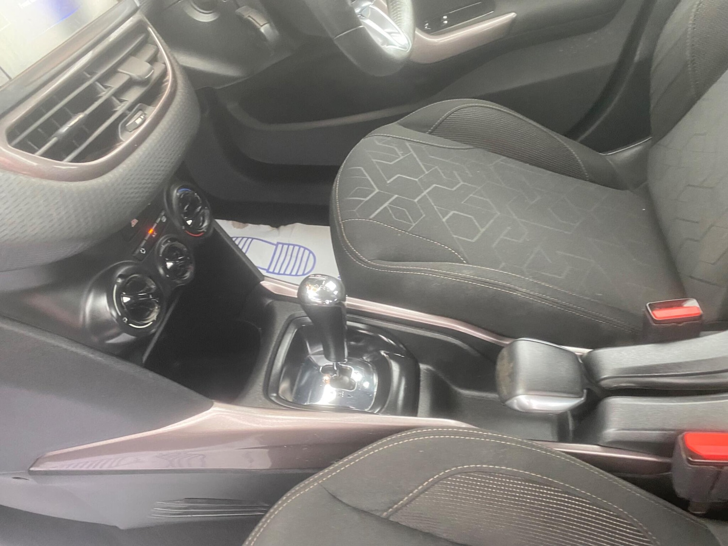 Used Peugeot 2008 2013 for sale - 76549265: Photo 18