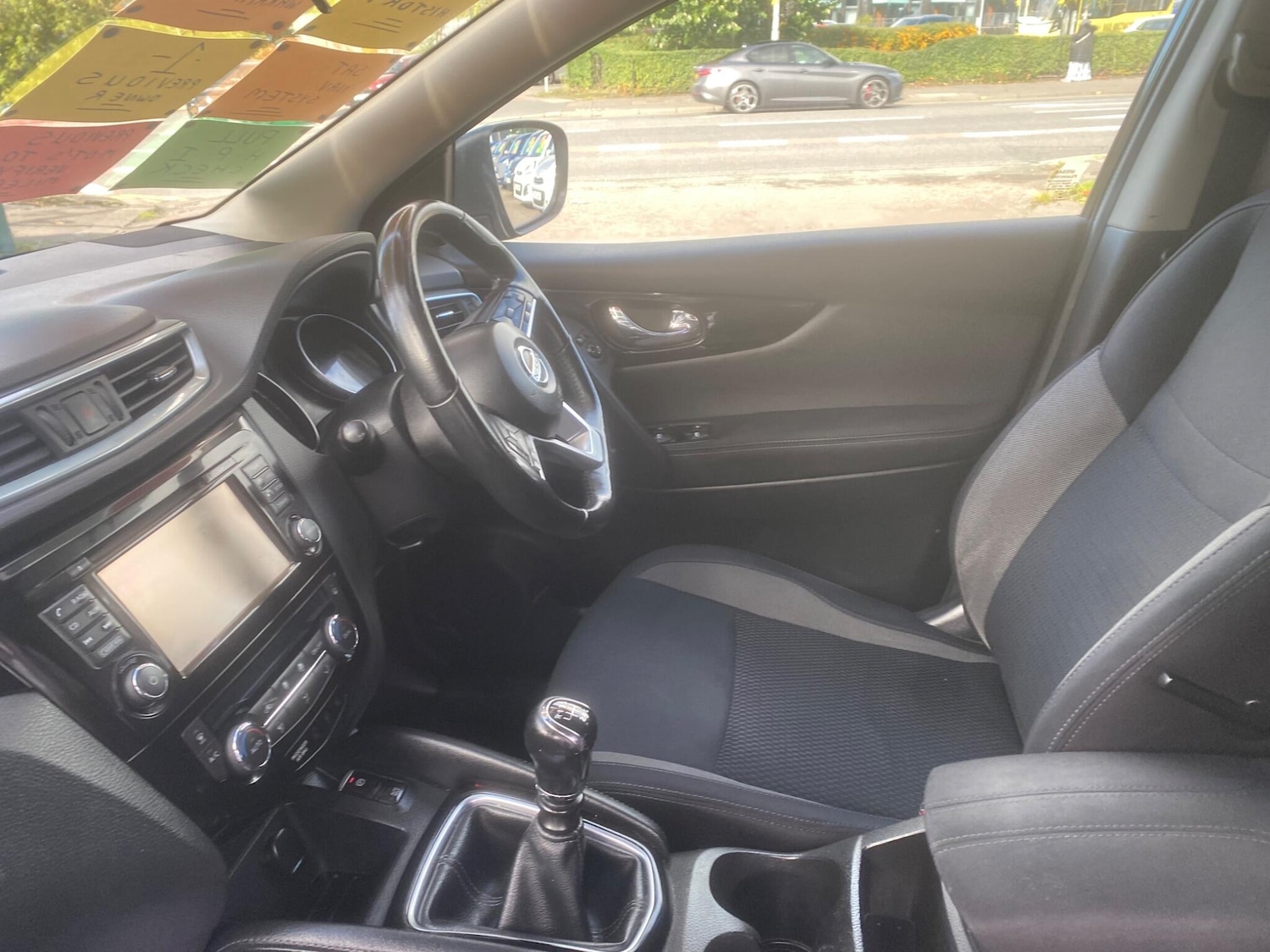 Used Nissan Qashqai 2017 for sale - 76990129: Photo 17