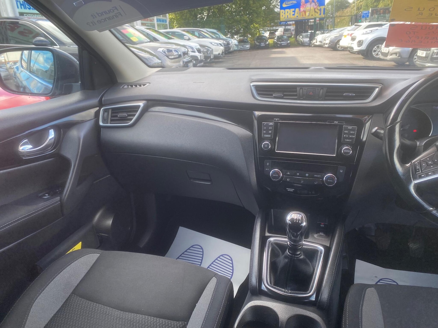 Used Nissan Qashqai 2017 for sale - 76990129: Photo 50