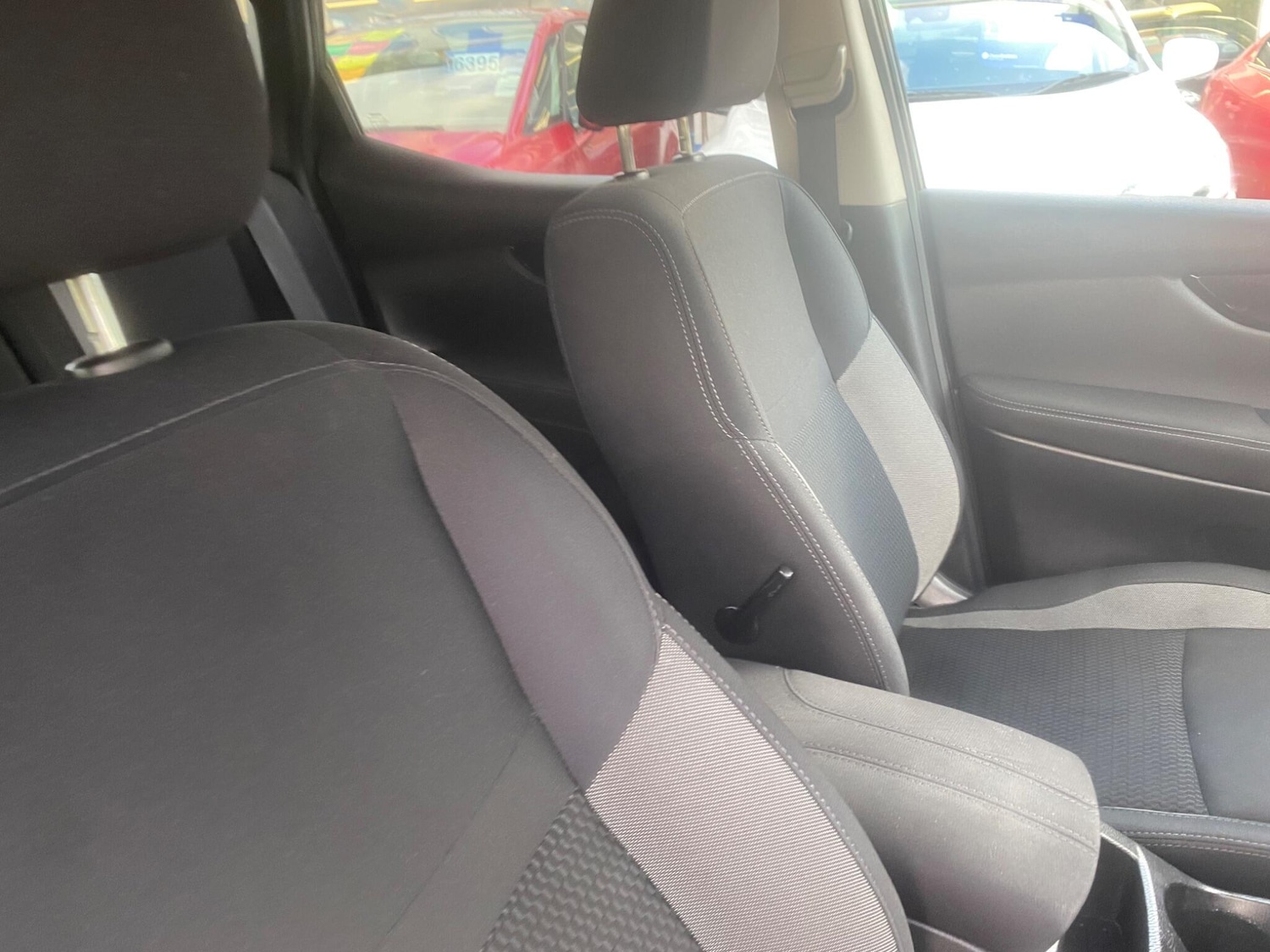 Used Nissan Qashqai 2017 for sale - 76990129: Photo 52