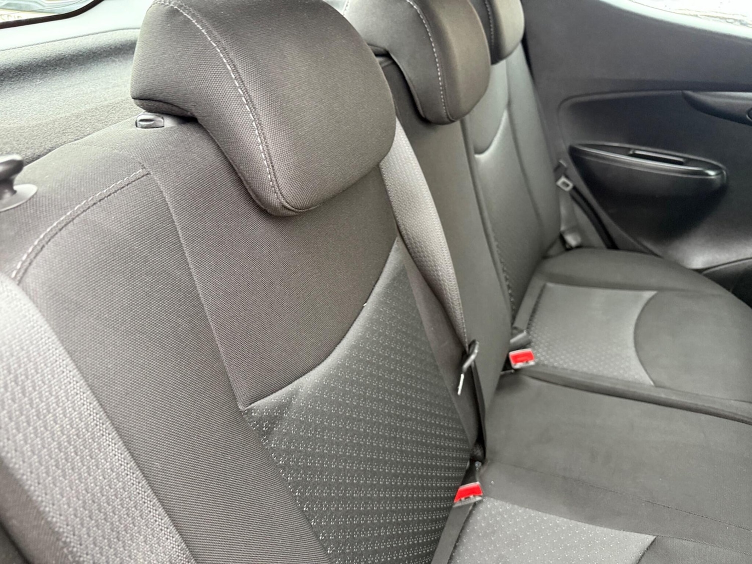 Used Vauxhall Viva 2016 for sale - 76549733: Photo 14