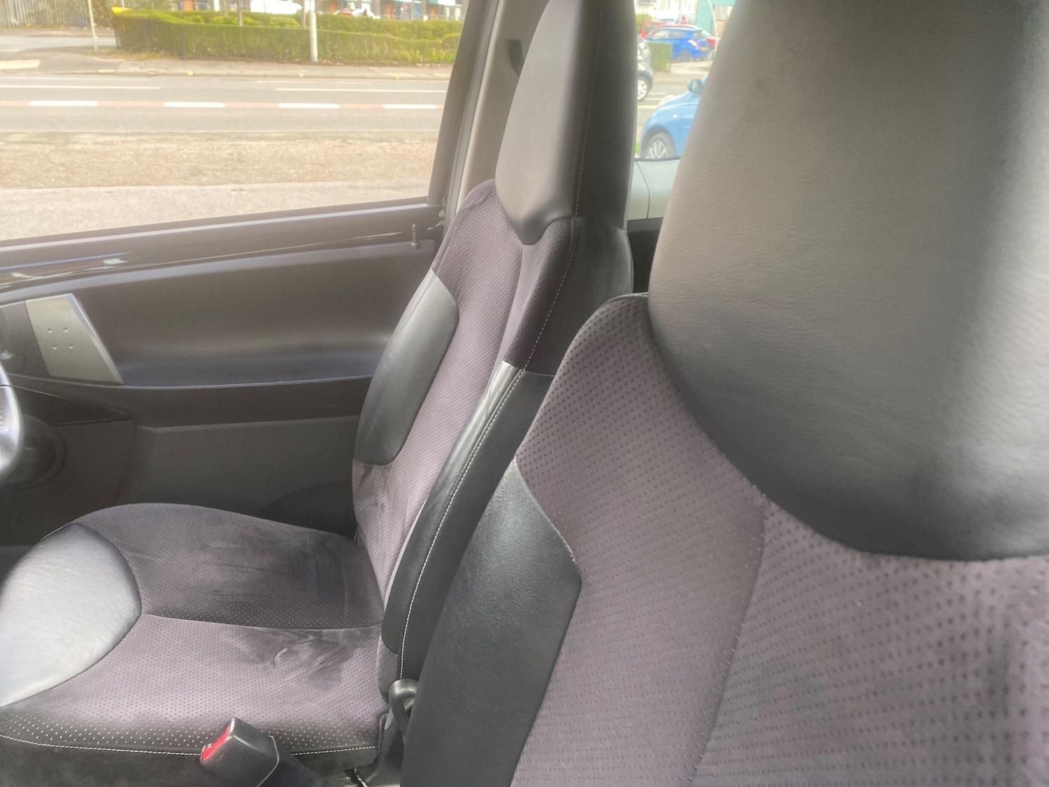 Used Toyota AYGO 2012 for sale - 76990108: Photo 18