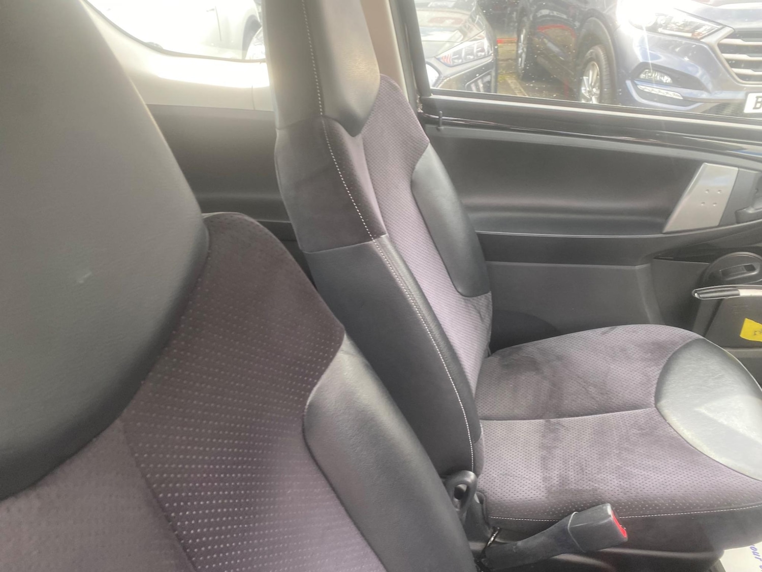 Used Toyota AYGO 2012 for sale - 76990108: Photo 46