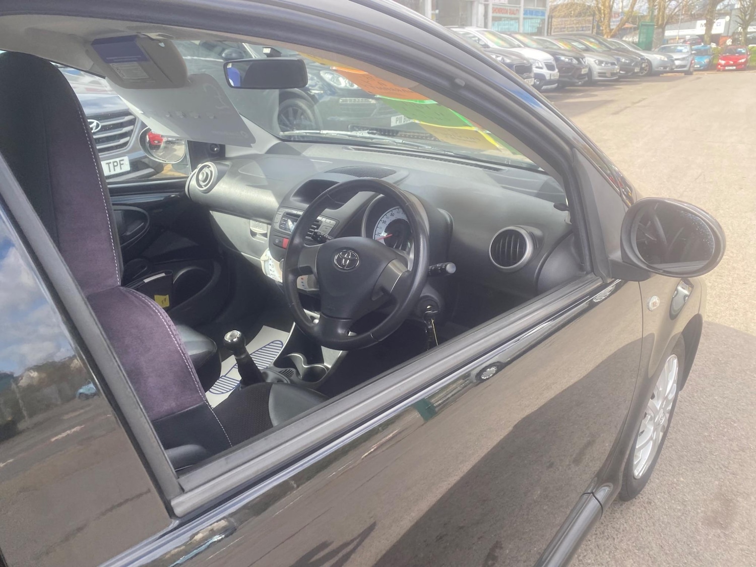 Used Toyota AYGO 2012 for sale - 76990108: Photo 78