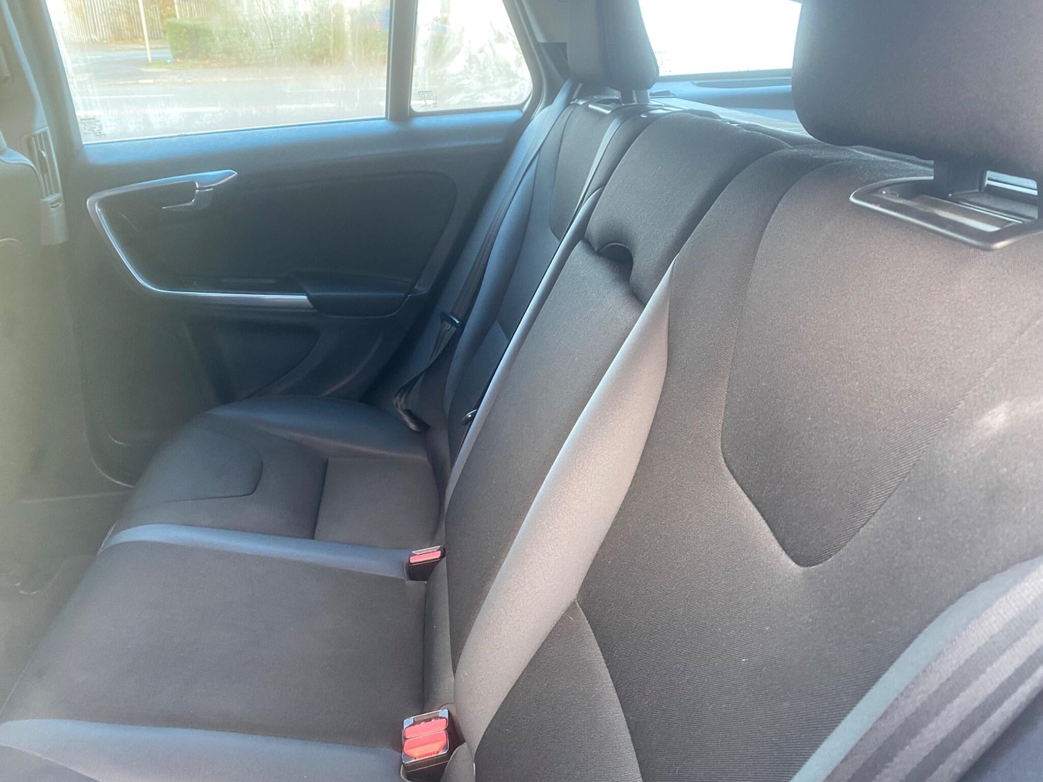 Used Volvo V60 2013 for sale - 77015840: Photo 26