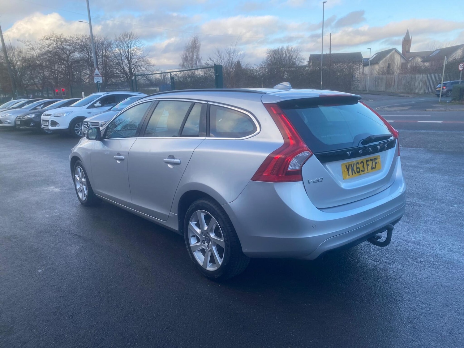 Used Volvo V60 2013 for sale - 77015840: Photo 4