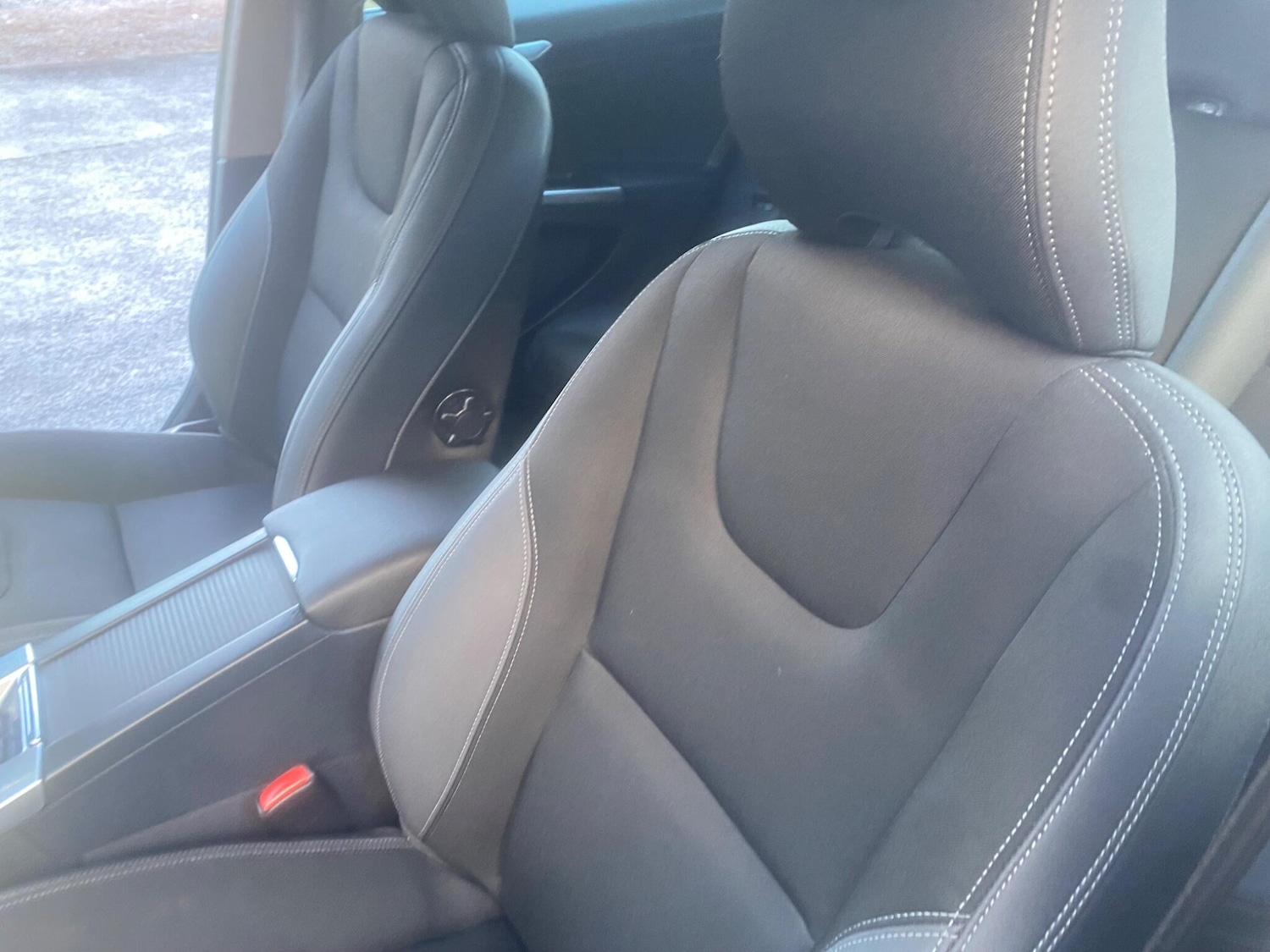 Used Volvo V60 2013 for sale - 77015840: Photo 41