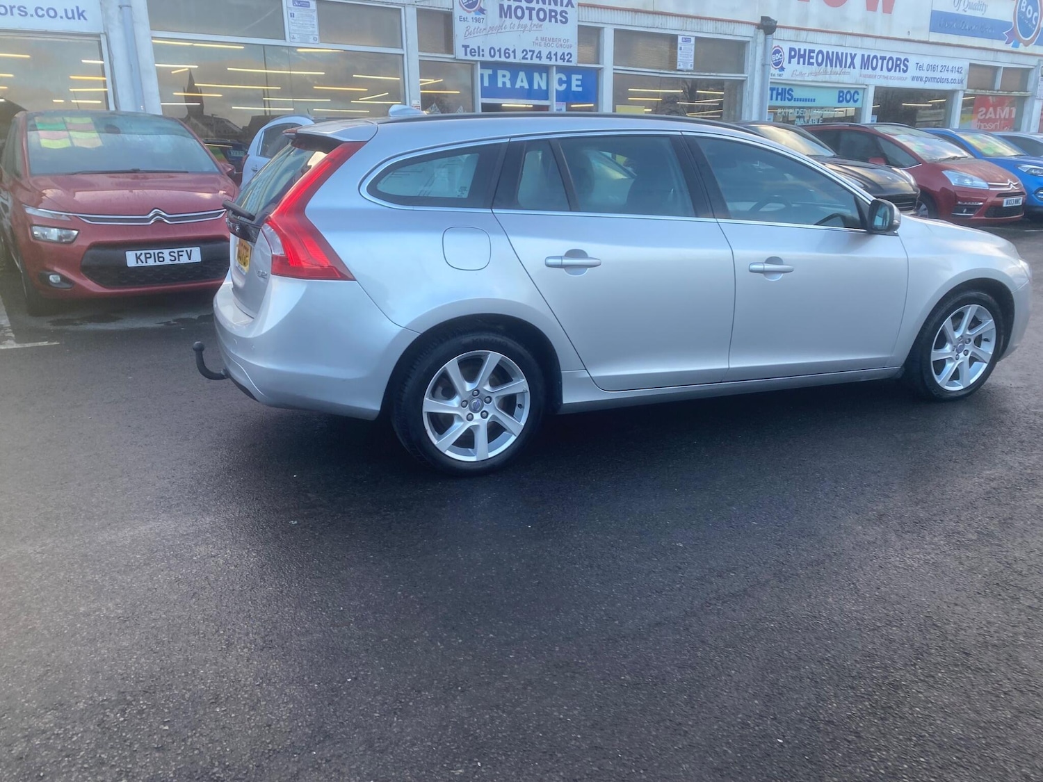 Used Volvo V60 2013 for sale - 77015840: Photo 60
