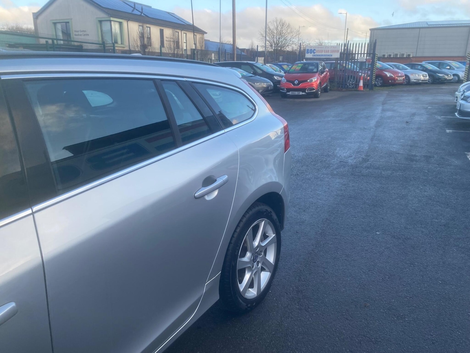 Used Volvo V60 2013 for sale - 77015840: Photo 61