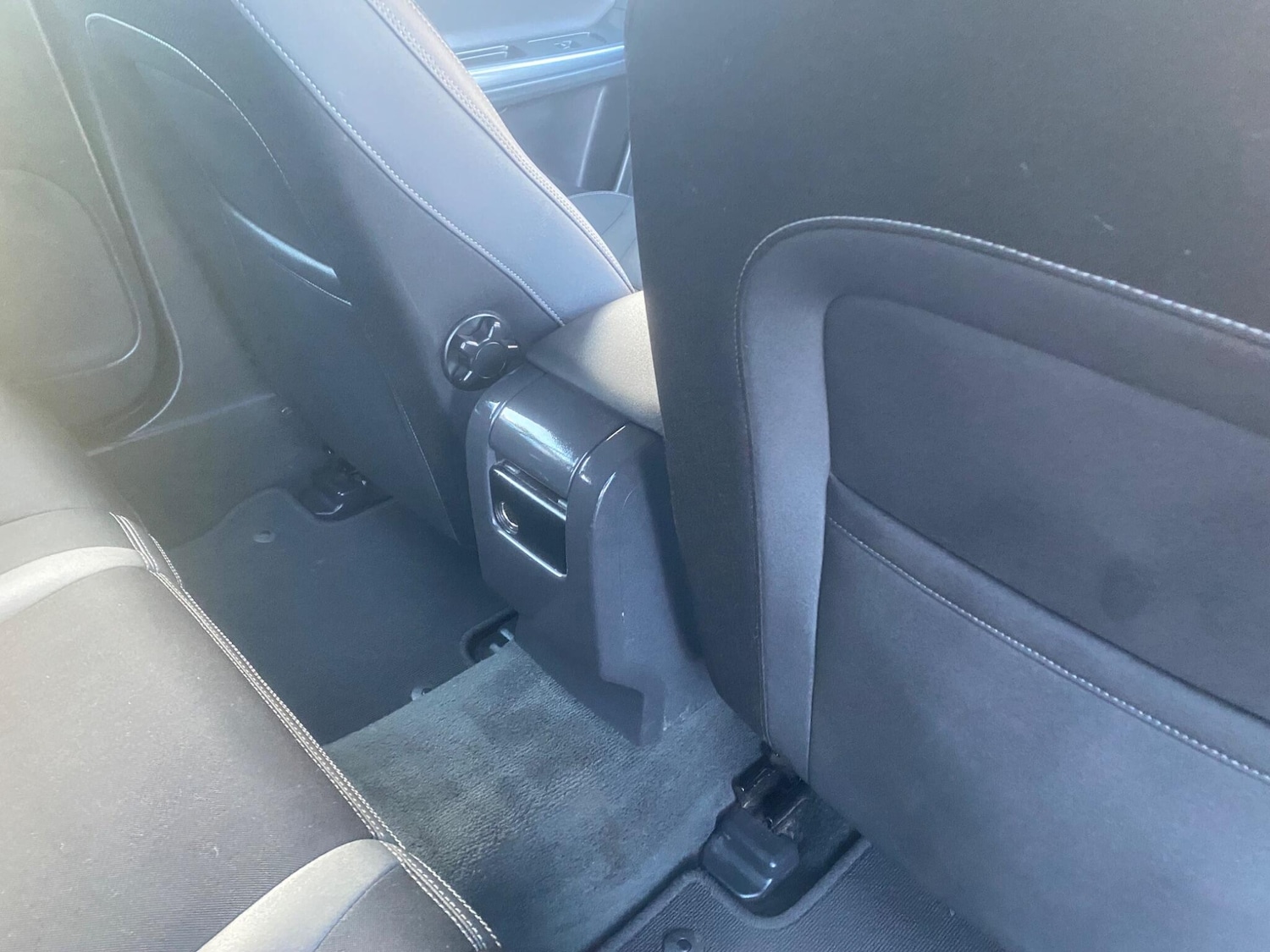 Used Volvo V60 2013 for sale - 77015840: Photo 79