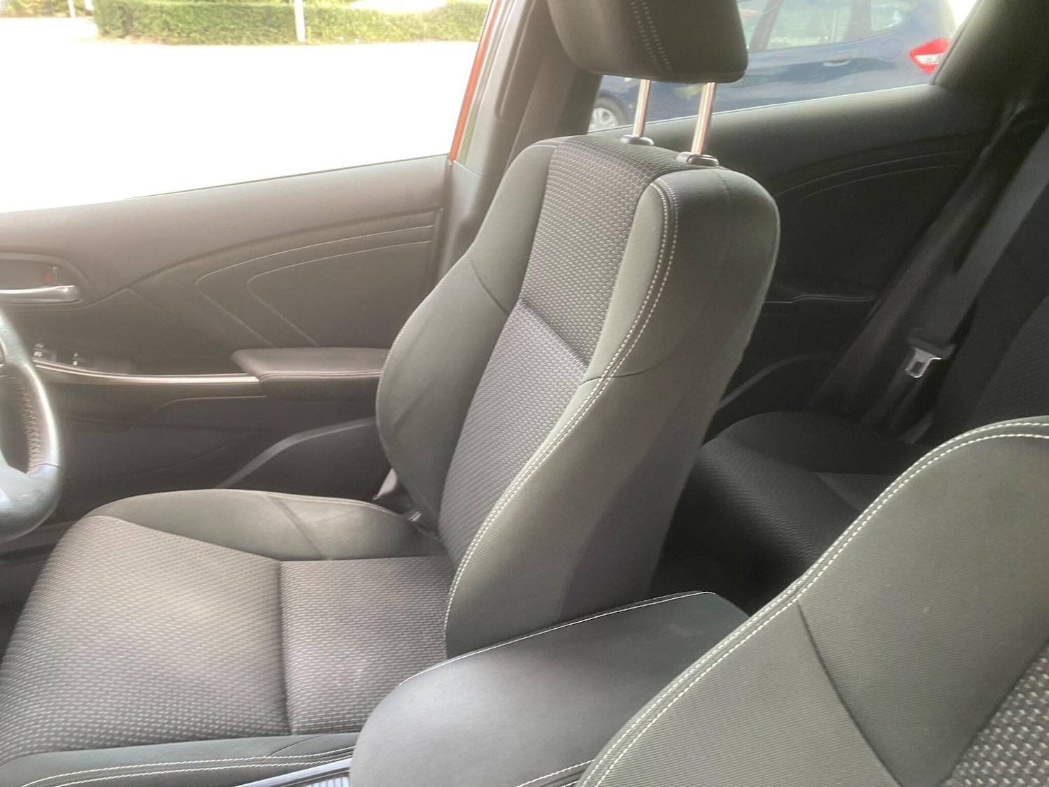 Used Honda Civic 2017 for sale - 76989080: Photo 16