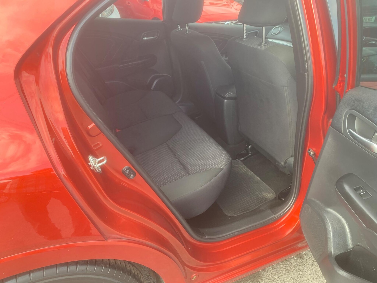 Used Honda Civic 2017 for sale - 76989080: Photo 47