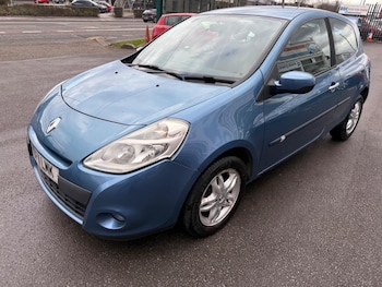 Used Renault Clio 2011 for sale - 76549718: Photo