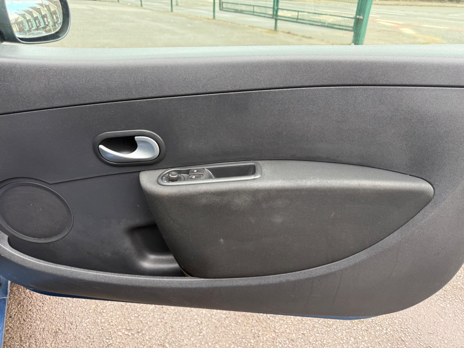 Used Renault Clio 2011 for sale - 76549718: Photo 9