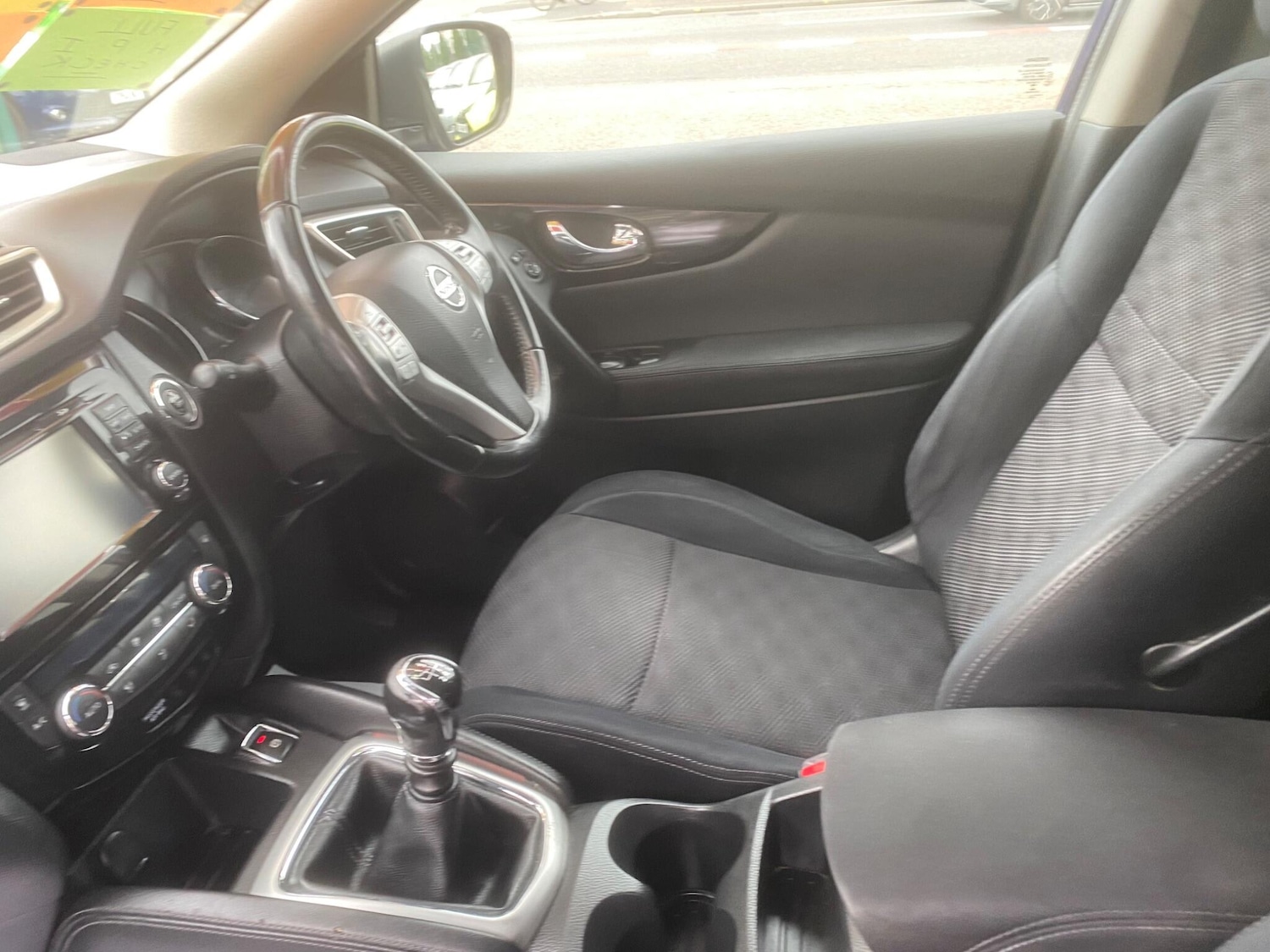 Used Nissan Qashqai 2015 for sale - 76539612: Photo 20