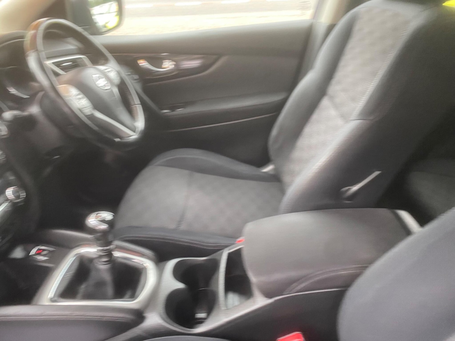 Used Nissan Qashqai 2015 for sale - 76539612: Photo 23