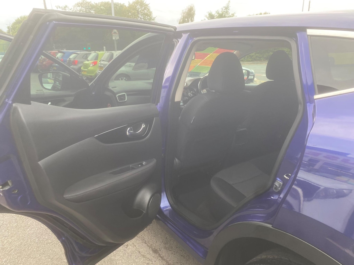 Used Nissan Qashqai 2015 for sale - 76539612: Photo 35